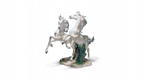 Фигурка Lladro Свободные, как ветер 47х53 см, фарфор